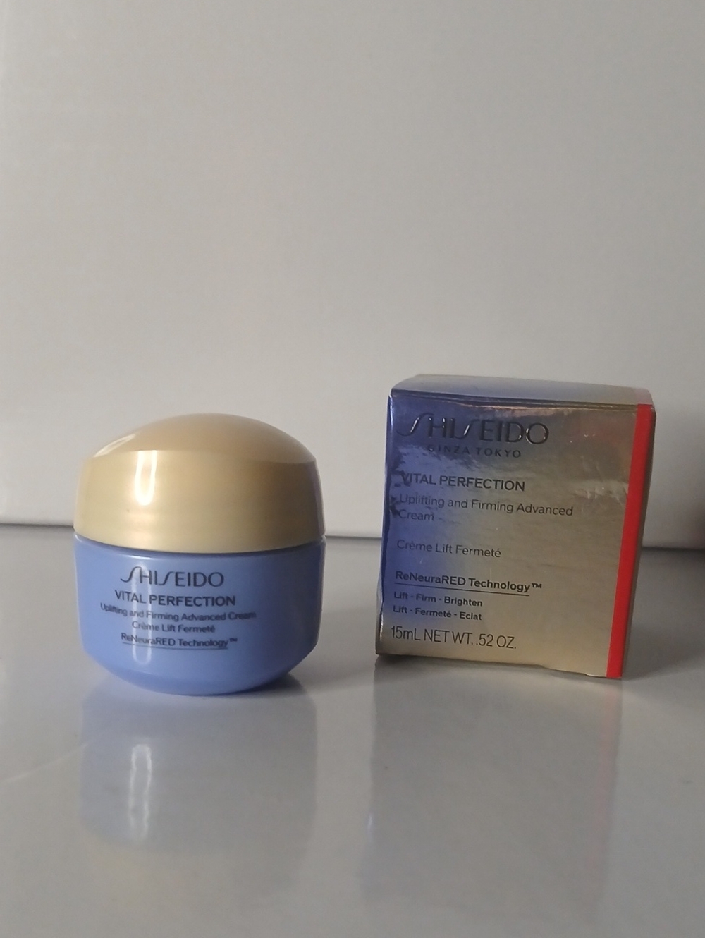 NIB 15 ML Shiseido Vital Perfection Uplifting And Firming Advanced Cream